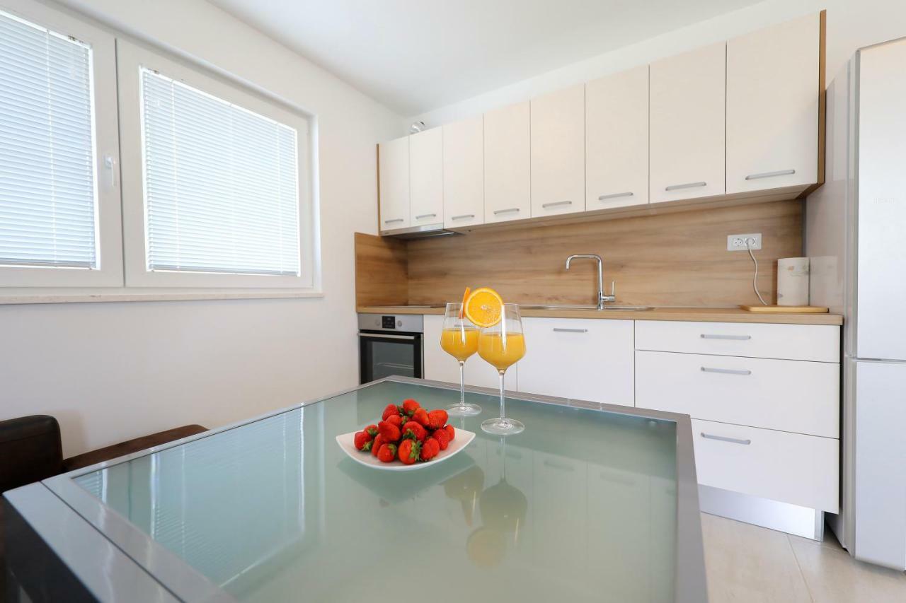 Luxury Sunset Penthouse With Seaview Petrčane
